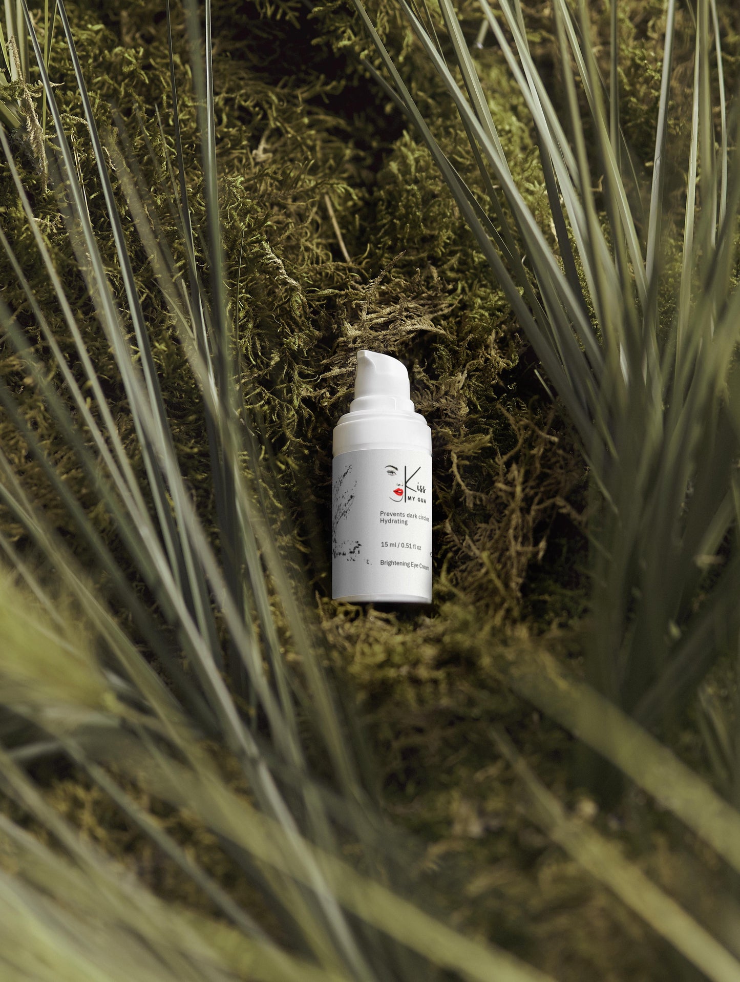 Crème éclaircissante pour les yeux